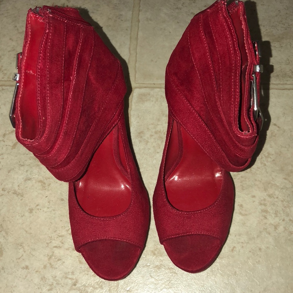 Red Shoes